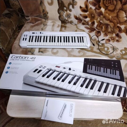 Миди (midi) клавиатура Carbon 49