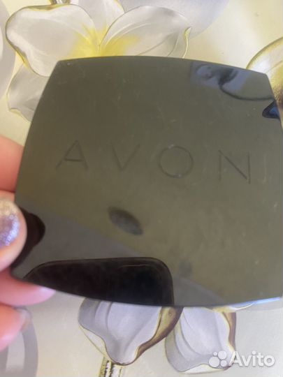 Тени и румяна 