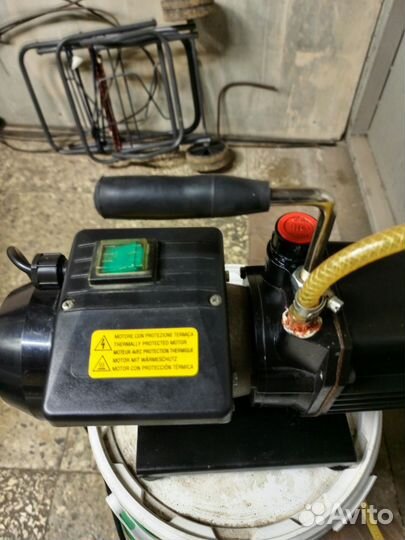 Насос для откачки фриона