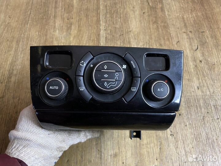 Блок управления климатом Пежо 408 Peugeot 408