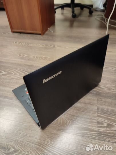 Lenovo 4 Ядра/Radeon R5 330 2GB/SSD