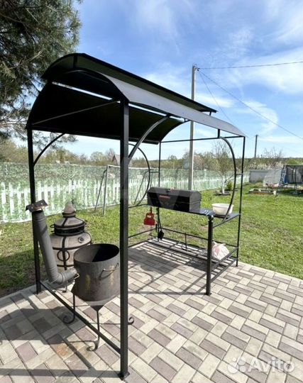 Мангал кованый с крышей