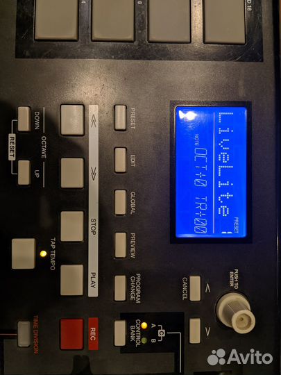 Midi клавиатура Akai MPK61