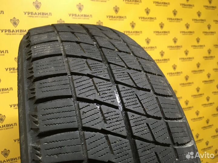 Bridgestone Ice Partner 215/45 R17 87Q