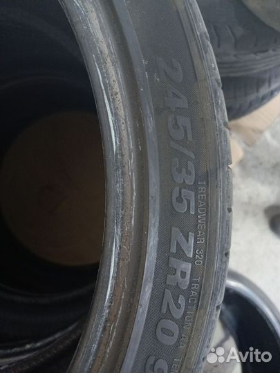 Kumho Ecsta PS71 245/35 R20 и 275/30 R20 97Y