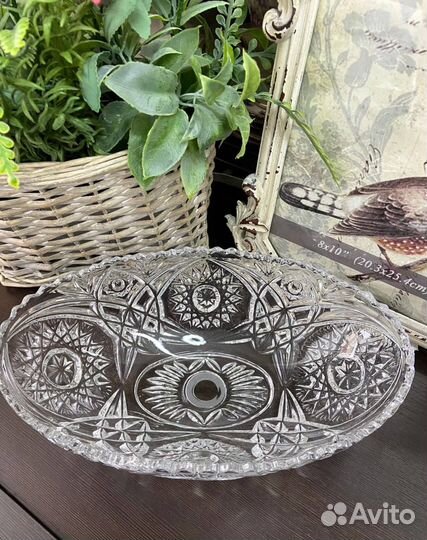 Роскошная хрустальная ваза–ладья. Германия