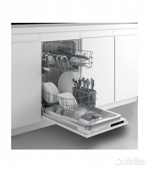 Встраиваемая посудомоечная машина Indesit DIS 1C69