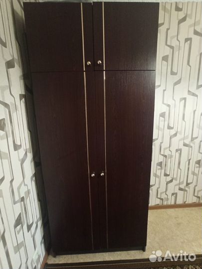 Шкаф