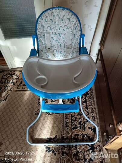 Детский стульчик для кормления