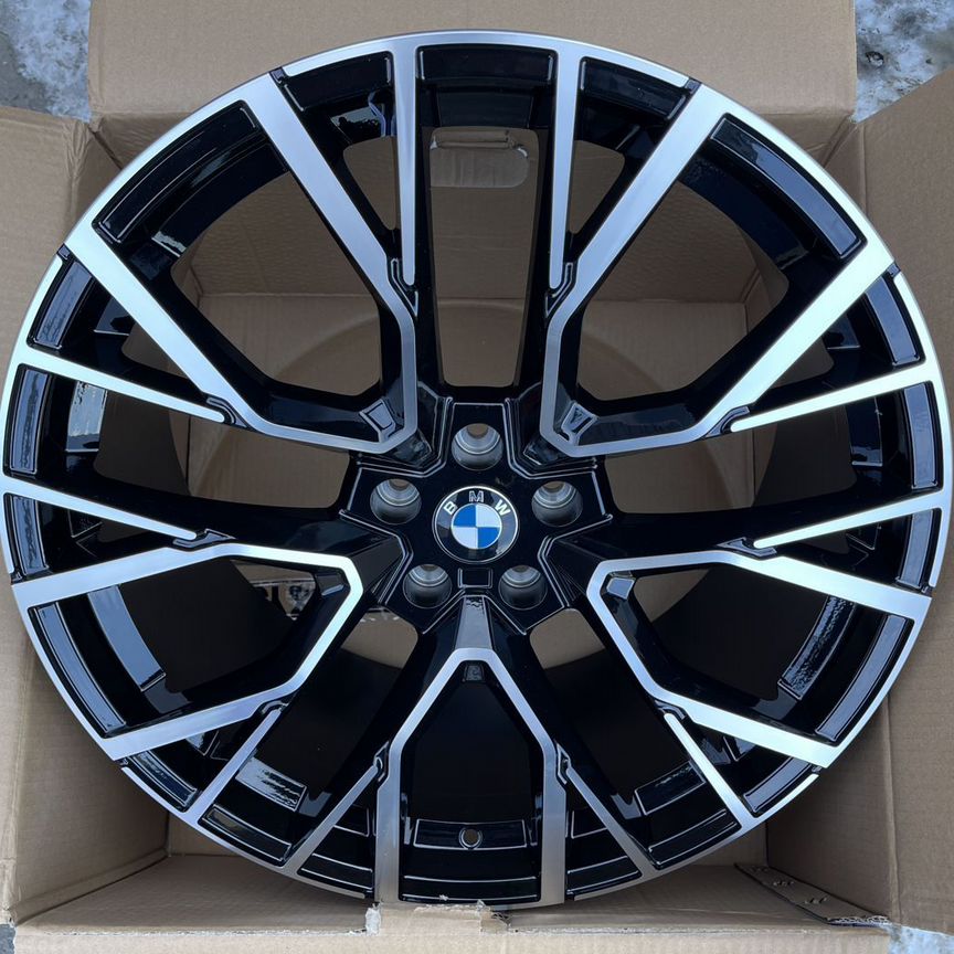 Литые диски BMW 9.5×R22 5×112