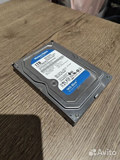 Жесткий диск WD 1тб WD10ezex