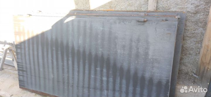 Продам гаражные металлические ворота