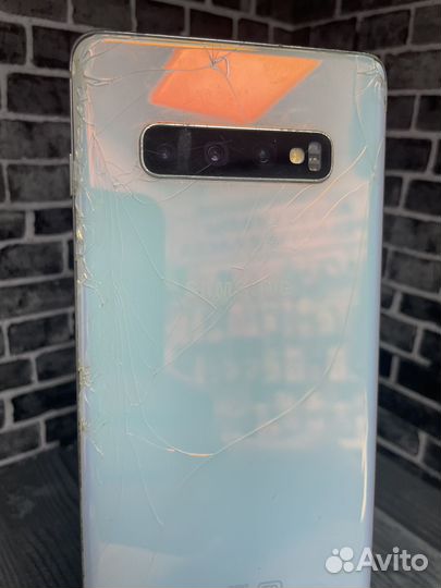 Телефон Samsung galaxy s10 plus 6/128