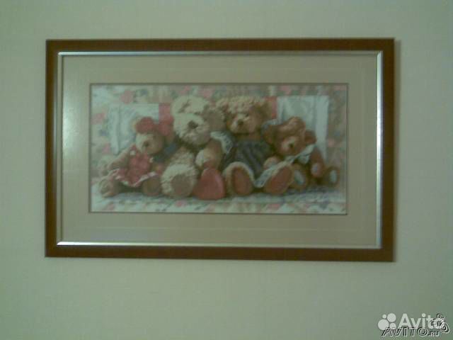 Продам вышитую картину