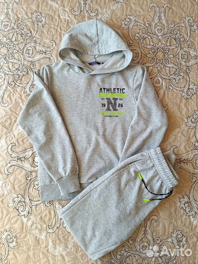 Спортивный костюм для мальчиков на рост 146