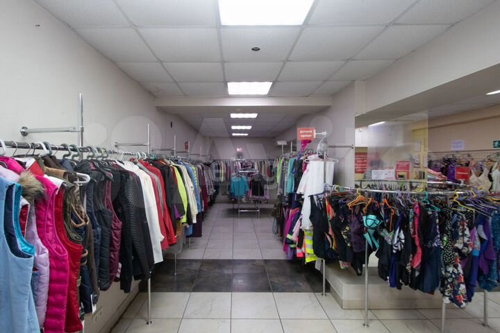 Продам торговое помещение, 280 м²