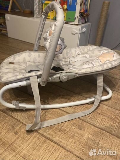 Шезлонг детский