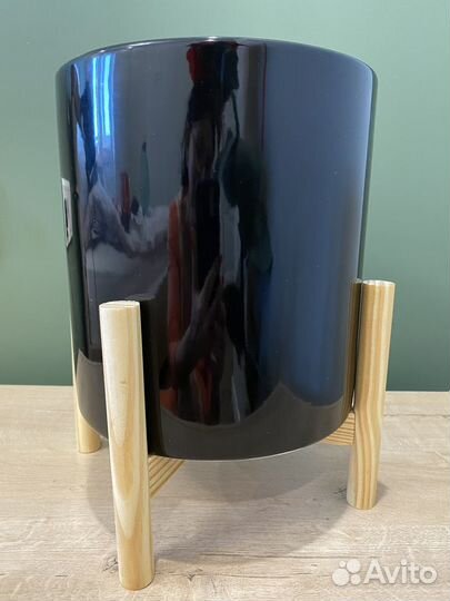 Кашпо горшок для цветов