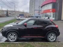 Nissan Juke 1.6 CVT, 2013, 174 000 км, с пробегом, цена 1 125 000 руб.