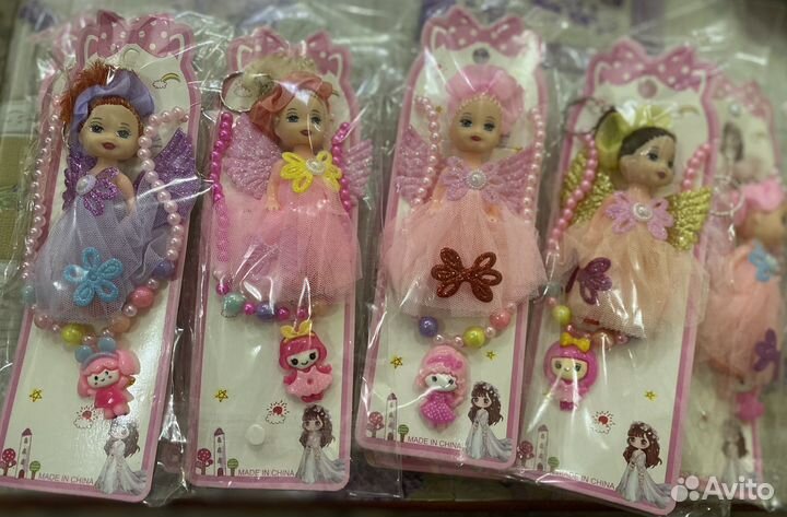 Подарочки (куколки, колечки) для девочек
