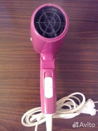 Фен дорожный Maxwell MW - 2010 R