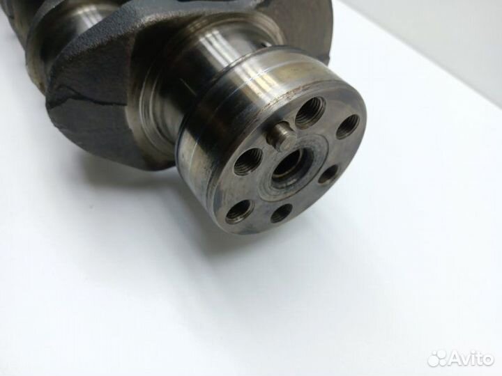 Коленвал Nissan Caravan