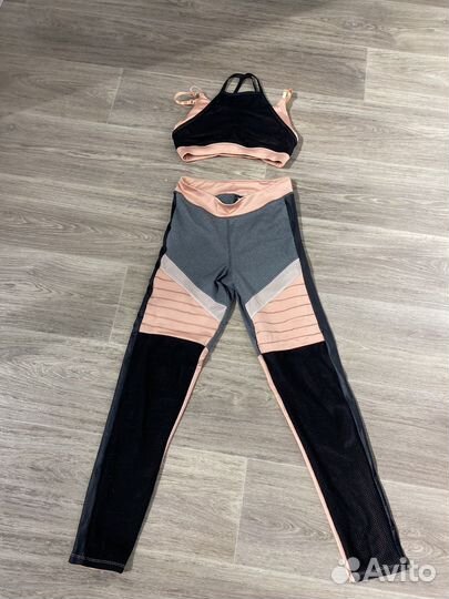 Костюм для фитнеса женский 42-44