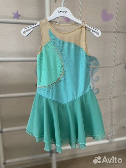 Костюм доя фигурного катания 122-128