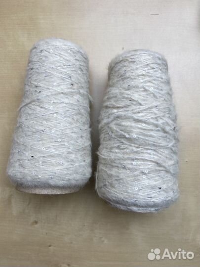 Пряжа бобинная с пайетками Ecafil Athena