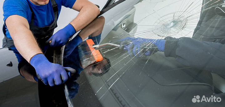 Стекло стекло заднее mercedes vito III W447 VAN 2014- (С Э/О+1 отверстие) чёрное FYG 5382bypm