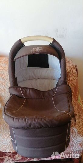 Детская коляска 3 в 1