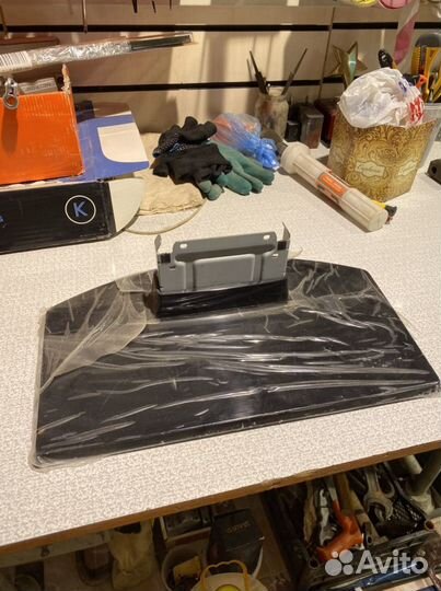 Подставка под телевизор