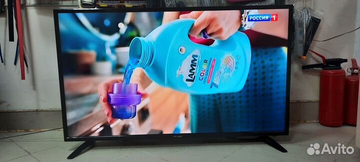 Телевизор Samsung 32''(81см)