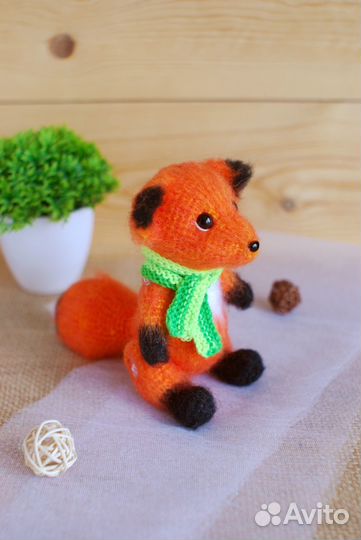 Вязаная игрушка Лисенок ручной работы