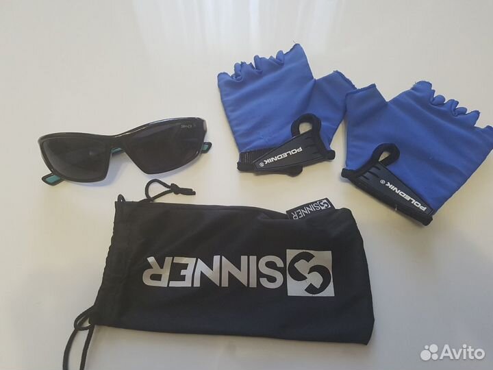 Велосипедные очки и перчатки