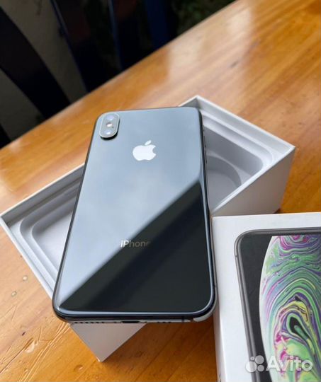 iPhone X, 256 ГБ
