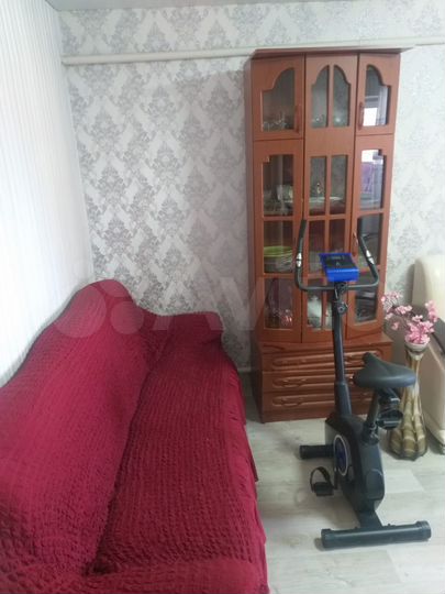 Комната 16 м² в 3-к., 2/2 эт.