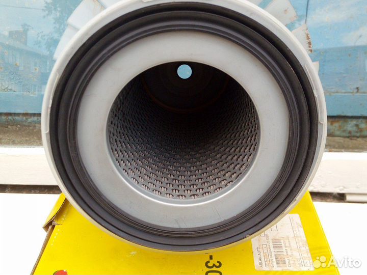 Фильтр воздушный на Митсубиси Паджеро 2