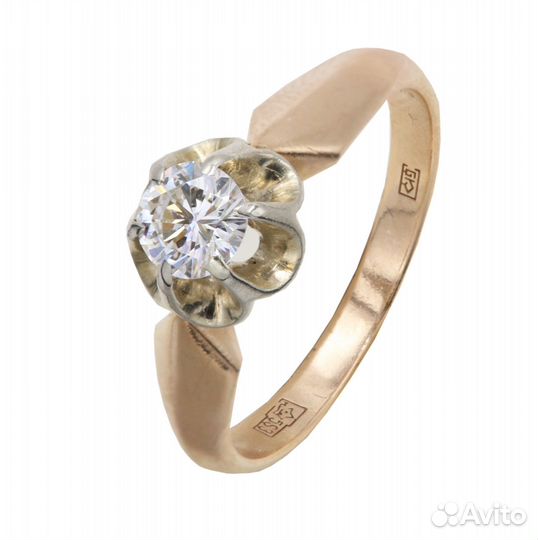Золотое кольцо с бриллиантом
