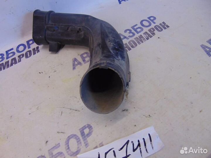 Воздуховод для Nissan Tiida 1 2004-2014г