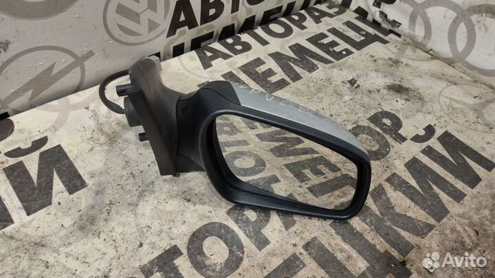 Зеркало заднего вида правое Ford Mondeo 3