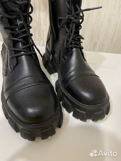 Ботинки женские