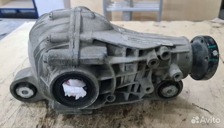 Передний редуктор Mercedes W166 6.3 AMG