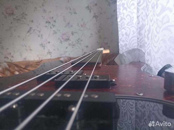 Бас гитара Ashtone Precision Bass