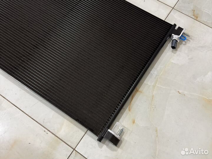 Радиатор охлаждения на мерседес