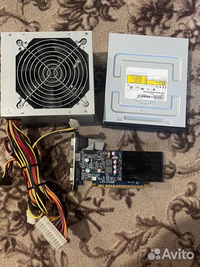 Материнская плата с процессором