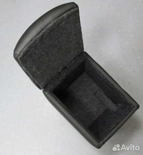 Подлокотник Kia Soul Киа Соул 2008-2014