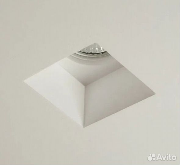 Встраиваемые светильнтки