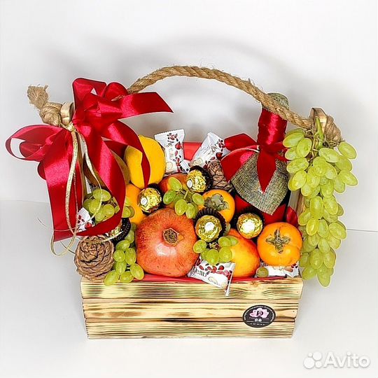 Подарочная корзина от класса, на выписку директору