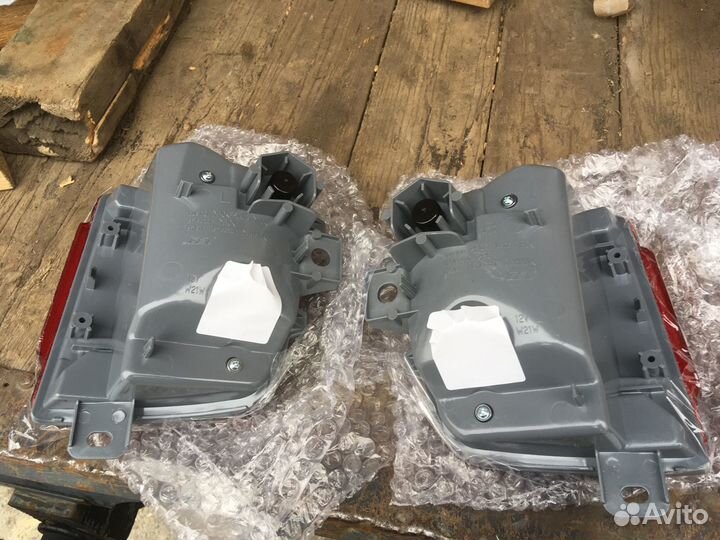 Противотуманные фонари Toyota Land Cruiser 200